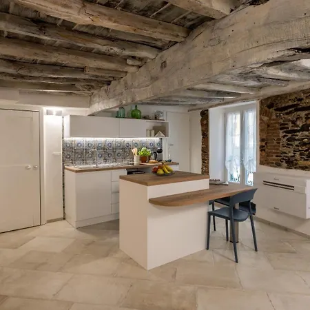 Welcome Riviera-da Pepito-parking Subject To Availability 20e Per Day *